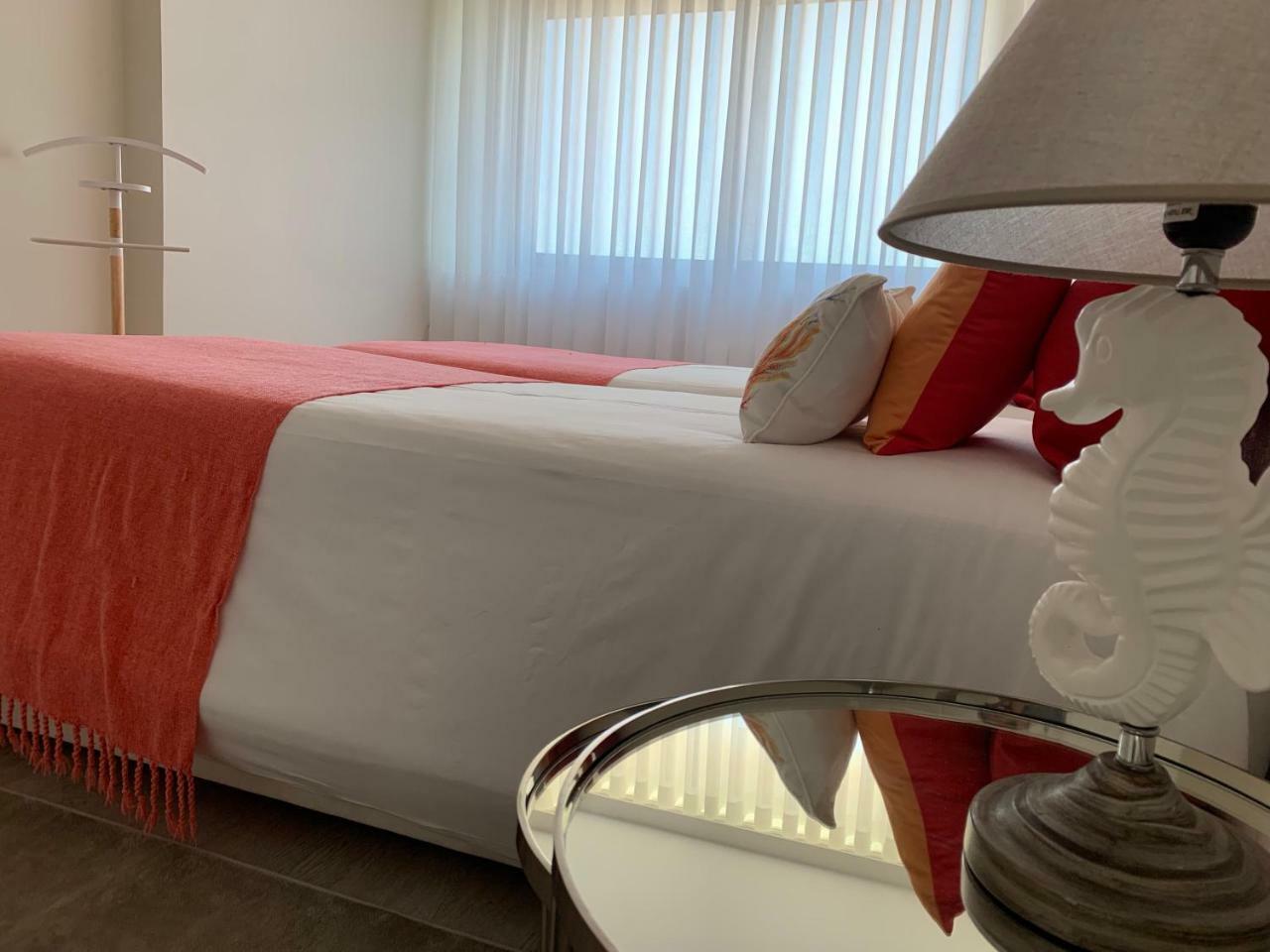 Front Beach Apartment Povoa de Varzim Ngoại thất bức ảnh